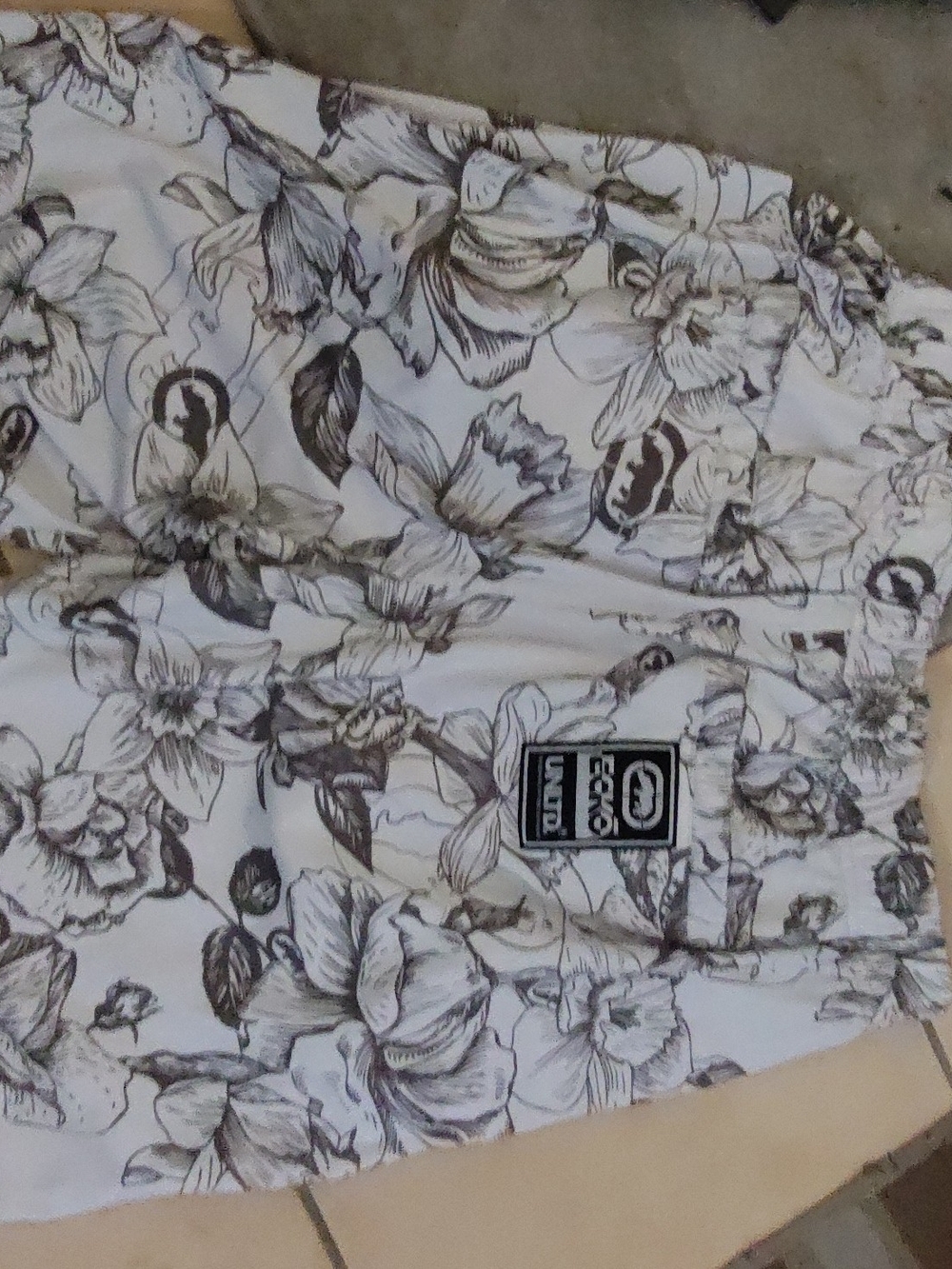 Ecko Unlimited White Floral Print Men’s Shorts